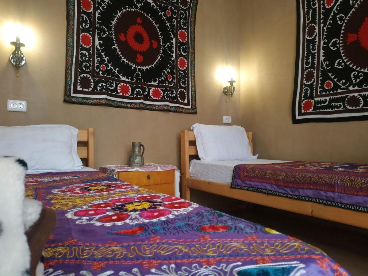 Azaliya Hostel Samarkand Exterior foto