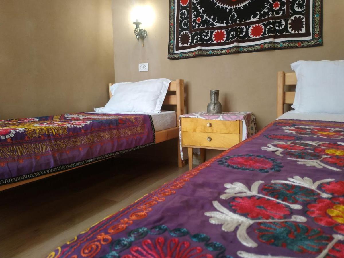 Azaliya Hostel Samarkand Exterior foto